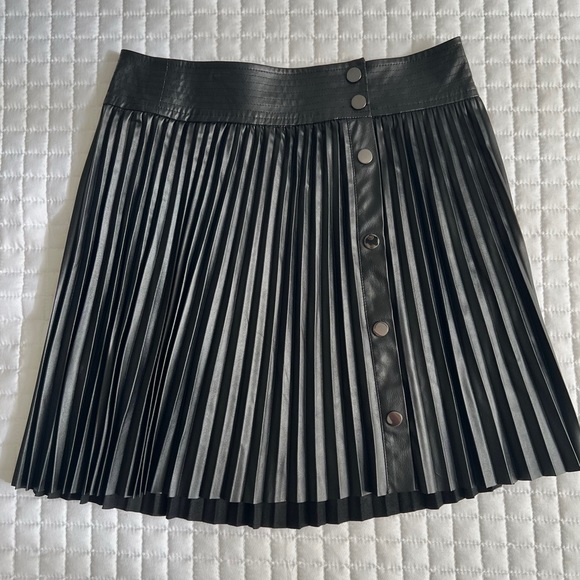 Ramy Brook Anya Mini Vegan Leather Skirt in Black Size 4 - Picture 15 of 15